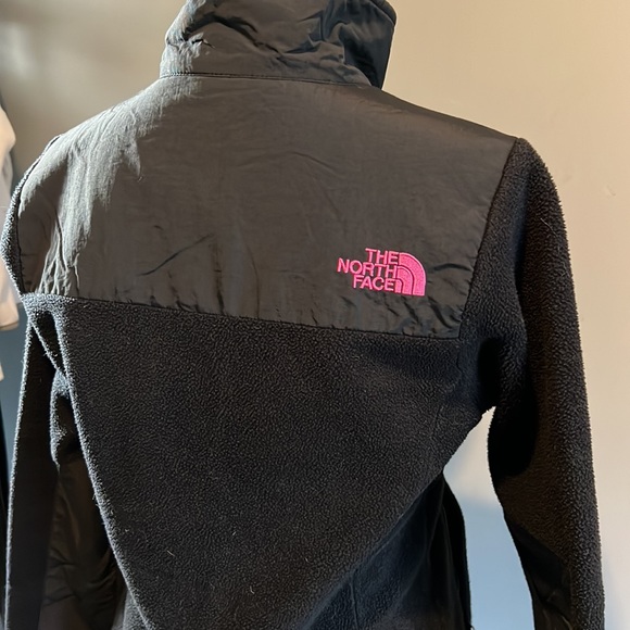 The North Face Denali Jacket VGUC - Picture 12 of 17